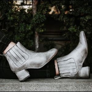 50% off ✨ FREEBIRD by Steven Grey Booties